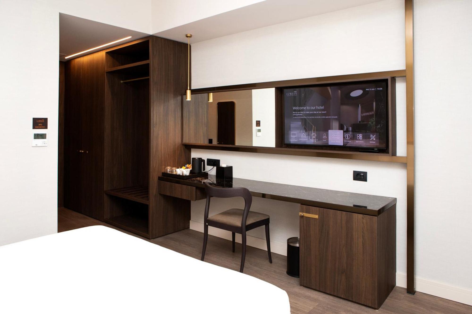 Luwian Athens Boutique Hotel Exterior photo