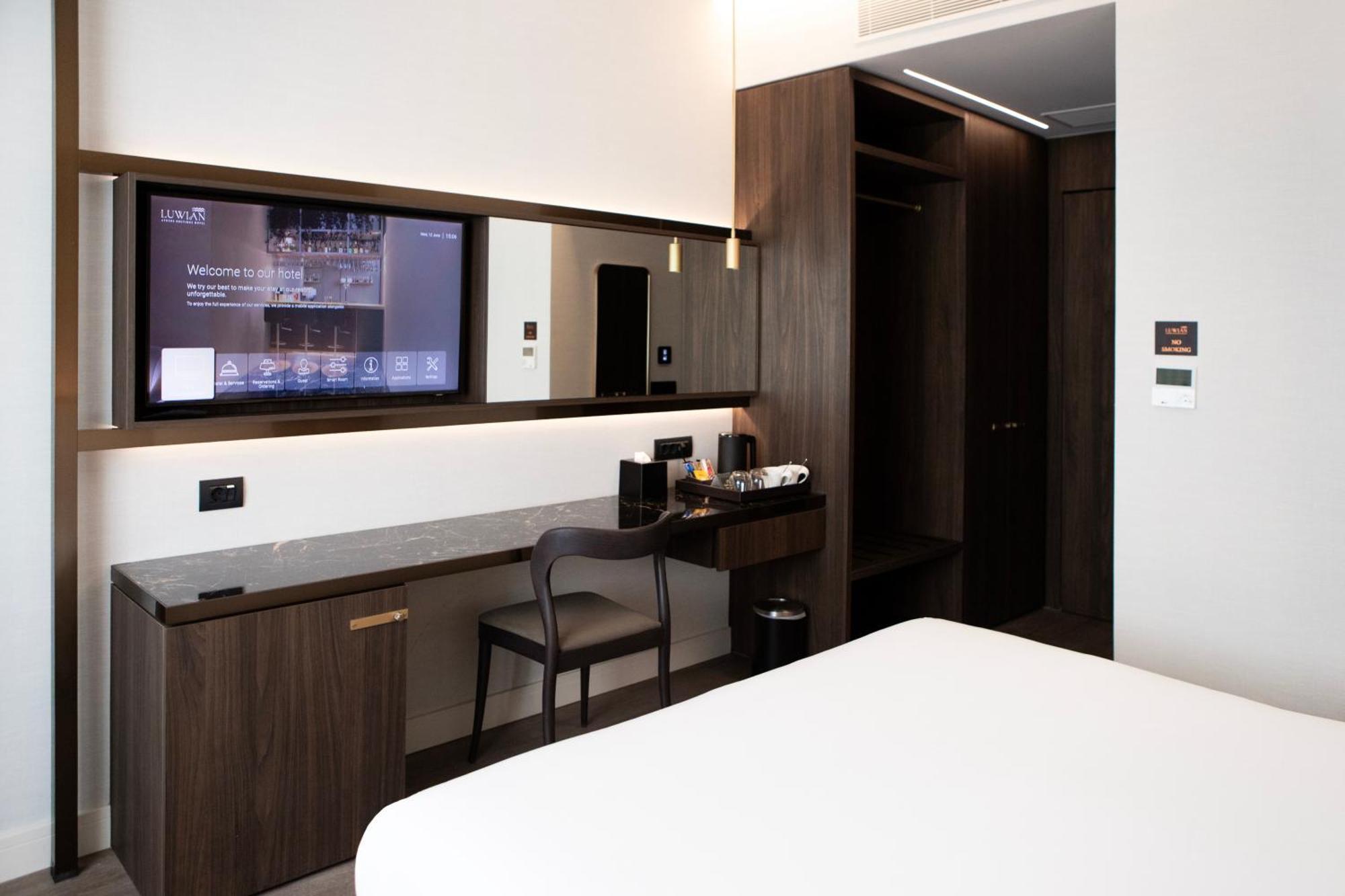 Luwian Athens Boutique Hotel Exterior photo